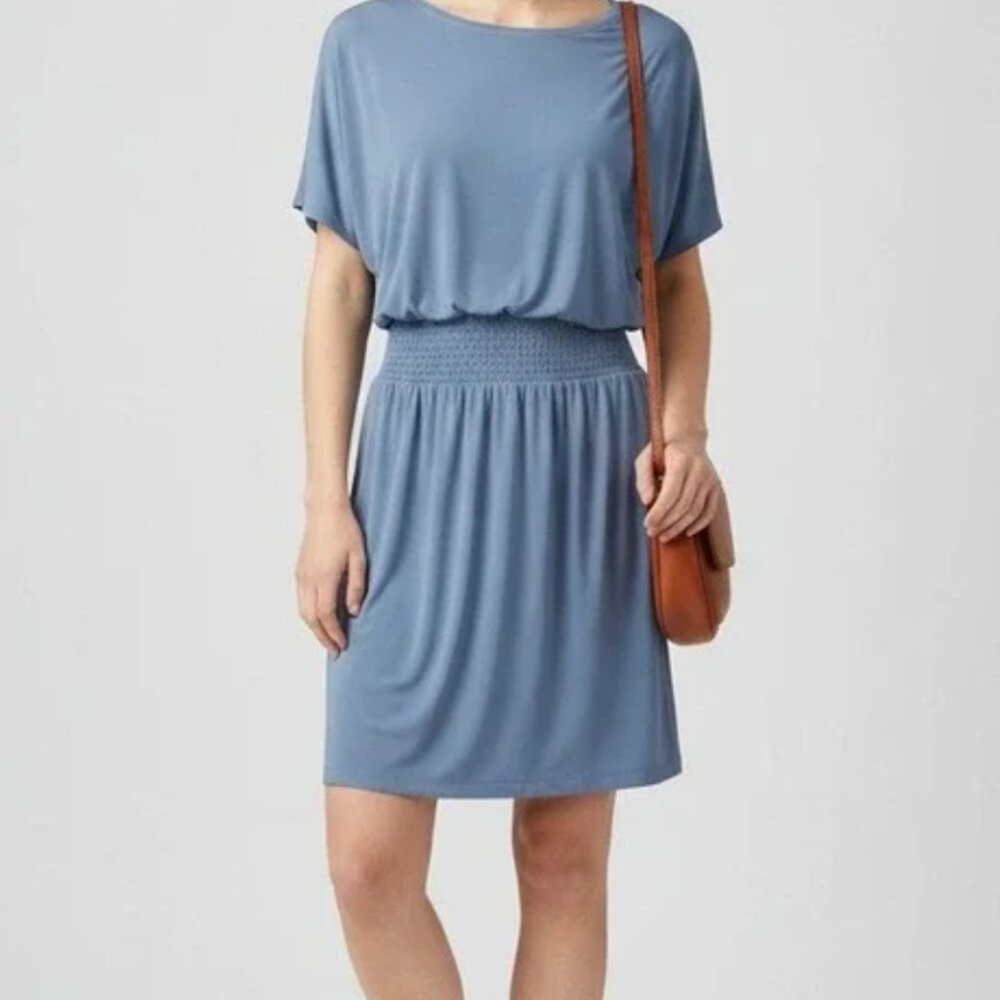 White House Black Market Light Blue Smocked Waist Dress Medium Cap Sleeves Midi